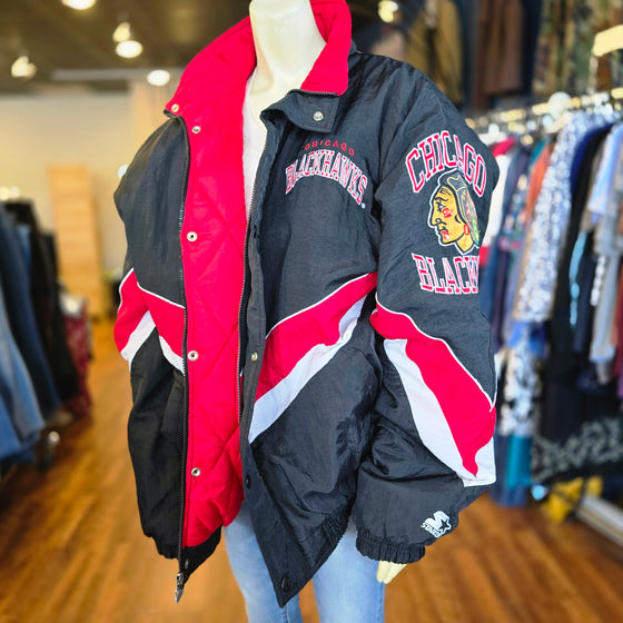 STARTER NHL Black/Red Chicago Blackhawks Puff Jacket XL - PopRock Vintage. The cool quotes t-shirt store.
