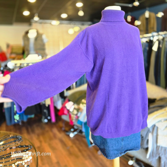 VINTAGE C WEBB Purple Turtleneck Sweater L - PopRock Vintage. The cool quotes t-shirt store.