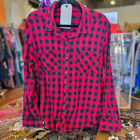 FADED GLORY Red/Black Button Up XL - PopRock Vintage. The cool quotes t-shirt store.