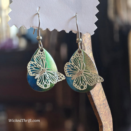 IRIDESCENT Butterfly Drop Earrings - PopRock Vintage. The cool quotes t-shirt store.