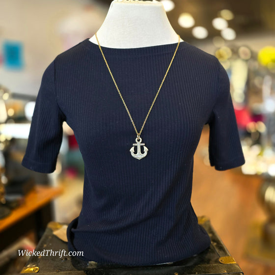 JUICY COUTURE Anchor Necklace on Long Golden Chain - PopRock Vintage. The cool quotes t-shirt store.
