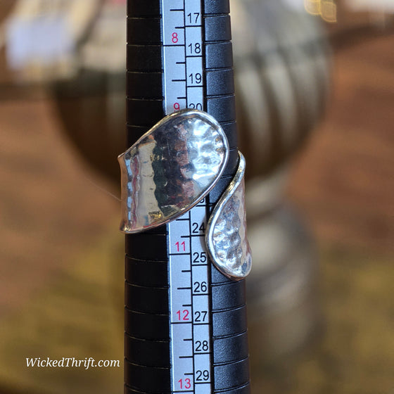 925 Mexican Sterling Hammered Ring - PopRock Vintage. The cool quotes t-shirt store.