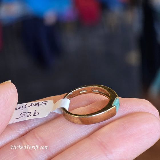 925 STERLING SILVER Band Ring with Turquoise Color Stone - PopRock Vintage. The cool quotes t-shirt store.