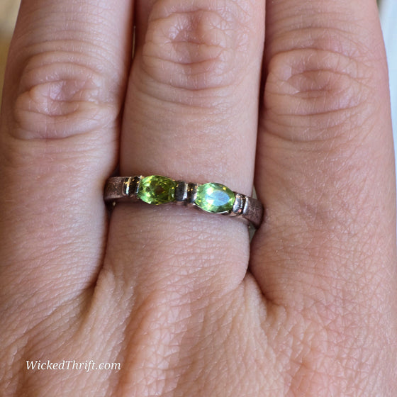 925 Sterling Silver w. Green Stones Ring - PopRock Vintage. The cool quotes t-shirt store.