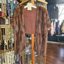  VINTAGE BEST & CO Brown Long Fur Stole - PopRock Vintage. The cool quotes t-shirt store.
