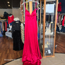  CHERI Red Silky Formal XS - PopRock Vintage. The cool quotes t-shirt store.