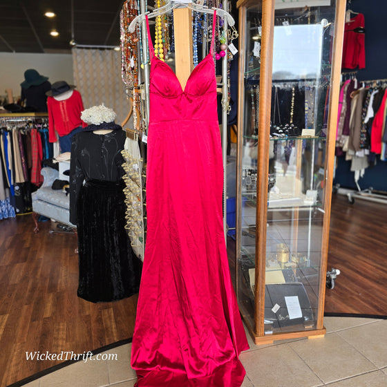 CHERI Red Silky Formal XS - PopRock Vintage. The cool quotes t-shirt store.