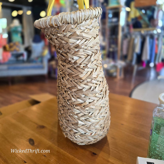 CALIA Seagrass & Yellow Vegan Leather Large Tote - PopRock Vintage. The cool quotes t-shirt store.