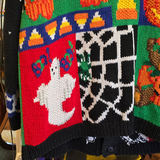 VINTAGE ALEXANDRA BARLETT Halloween Knit Cardigan w. Wooden Ghost Buttons