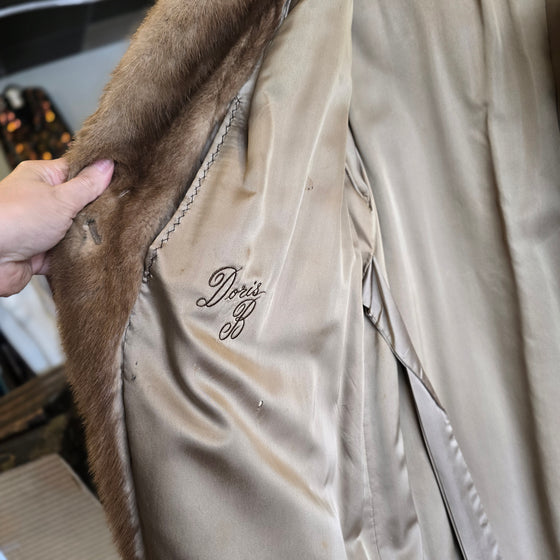 SALVAGE Blonde Mid Length Mink