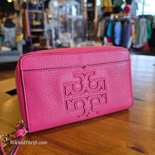  TORY BURCH Pink Leather "Harper" Wallet AS IS - PopRock Vintage. The cool quotes t-shirt store.