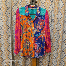  SOFT SURROUNDINGS Super Colorful Awesome Button Up L - PopRock Vintage. The cool quotes t-shirt store.