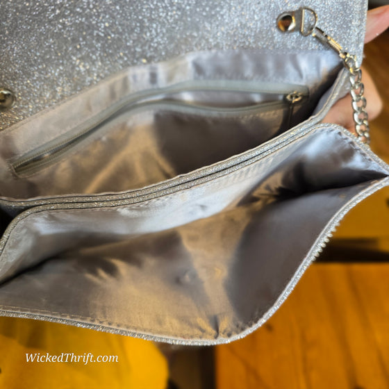 SILVER GLITTER Envelope Evening Bag - PopRock Vintage. The cool quotes t-shirt store.