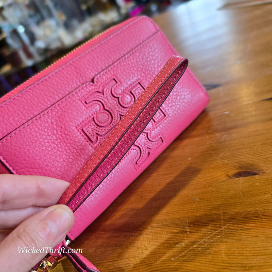 TORY BURCH Pink Leather "Harper" Wallet AS IS - PopRock Vintage. The cool quotes t-shirt store.