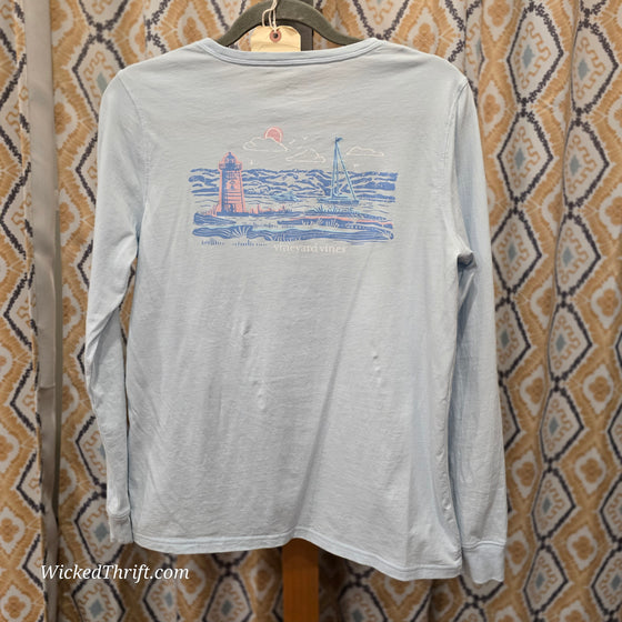 VINEYARD VINES Light Blue Lighthouse Long Sleeve Tee M - PopRock Vintage. The cool quotes t-shirt store.
