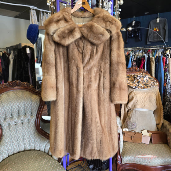 SALVAGE Blonde Mid Length Mink