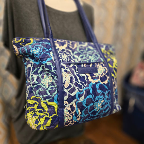 VERA BRADLEY Blue/ Green Swirly Tote w. Solid Straps - PopRock Vintage. The cool quotes t-shirt store.