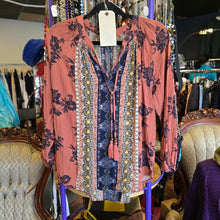  MASON & BELLE Pink Floral Peasant Top M